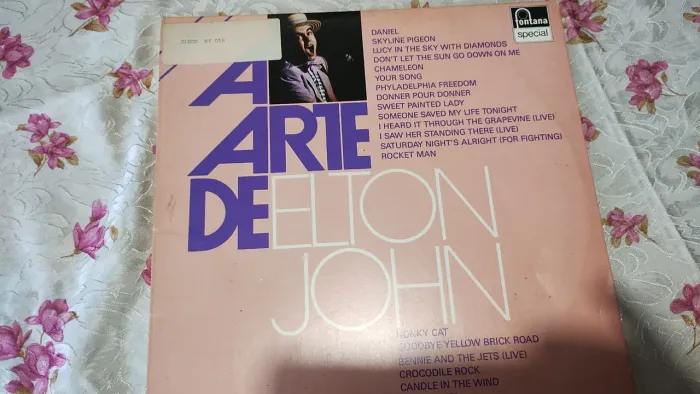 LP Elton John 