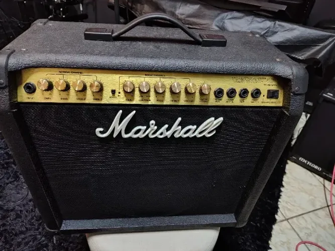 Amplificador Marshall Valvestate 8040 pré valvulado Inglês Bivolt Guitarra