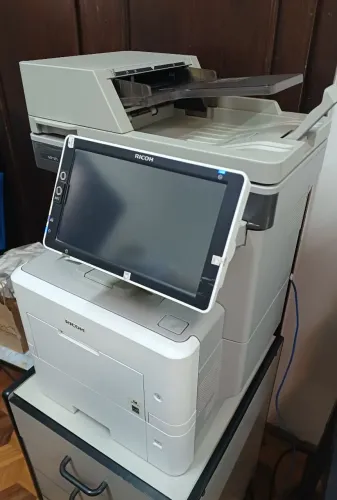 Multifuncional laser ricoh