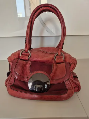 Bolsa de mão em couro