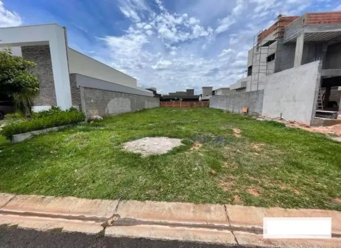 Terreno à venda no Condominio Parque Residencial Damha VI - São José do Rio Preto/SP