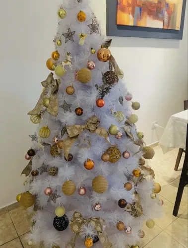 Árvore de Natal Branca . 180m