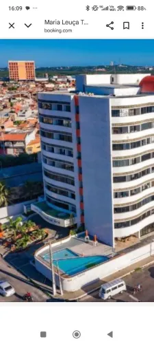 Vende-se Apto - Flet no Cond. Res. Ayambra. Praia do Meio. Valor R$ 180mil reais