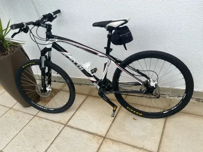 Bicicleta Caloi Elite 2.7 Aro 26 - Novissíma