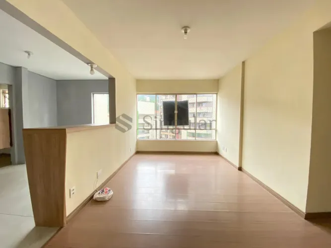 Vende-se apartamento 2 quartos, reformado, vista livre, elevador e vaga no São Mateus