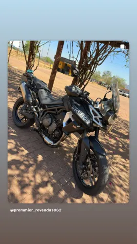 Triumph Tiger 800 baixo km 9,800rod mas zera de Goiânia 