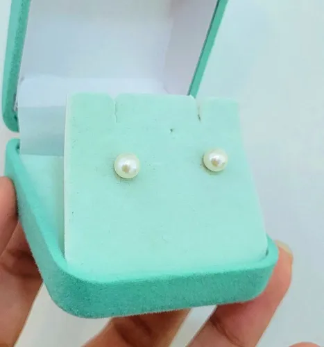 BLACK NOVEMBER Brinco Pérola 5mm Ouro 18k.