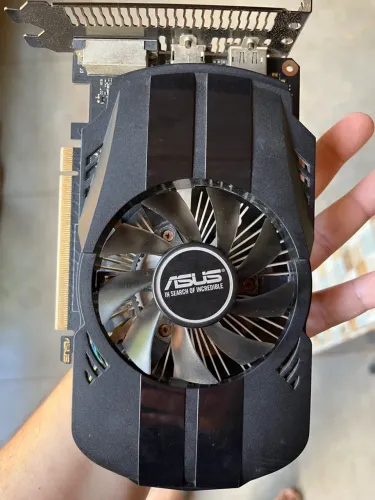 Placa de vídeo gtx 1050ti (COM DEFEITO)