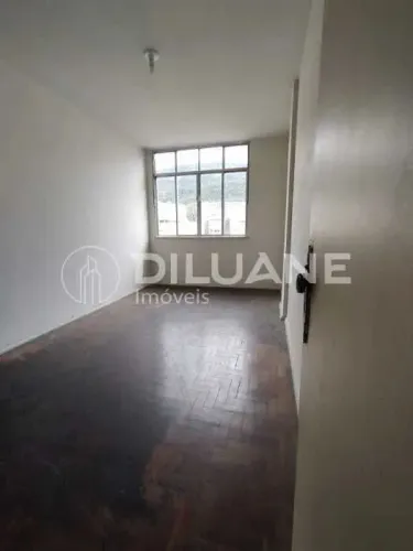 Apartamento : / Residencial / Flamengo