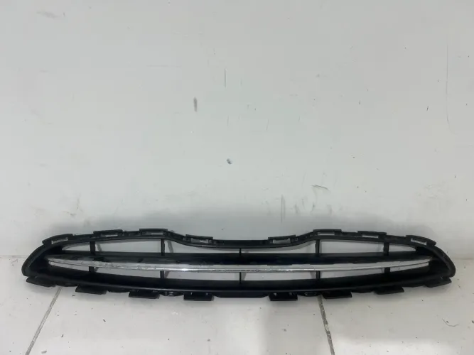 Grade dianteira Nissan March 2011 a 2014