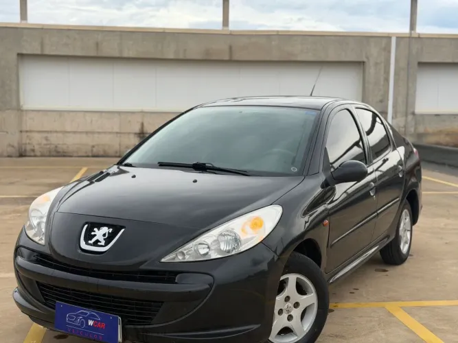 Peugeot 207 XR 1.4 Flex 8V 5P 2009