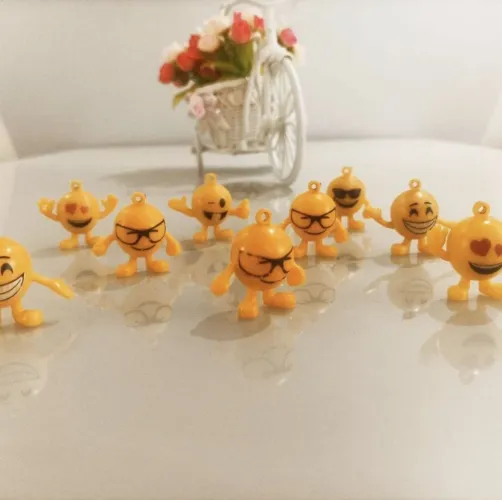 Lote Miniaturas dos Emojis - Brinquedos colecionáveis