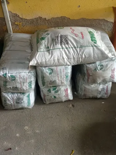 Adubos de 3 kg e 4kgs