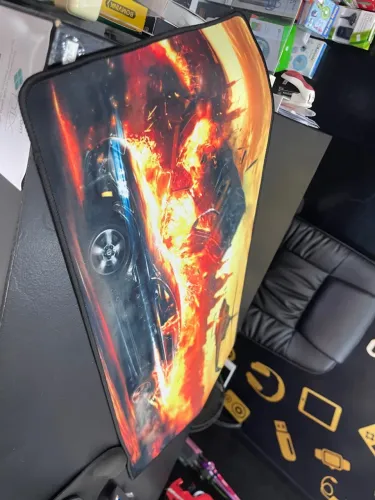Promoção Mousepad grande Personalizado 80x30 - Carro em Chamas