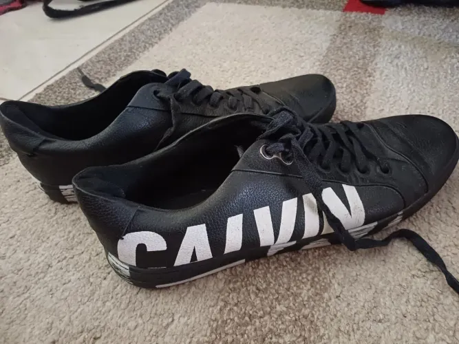 Tênis Calvin Klein 43