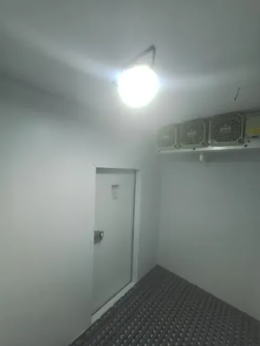 Câmara de Congelados - Tecno Maquinas