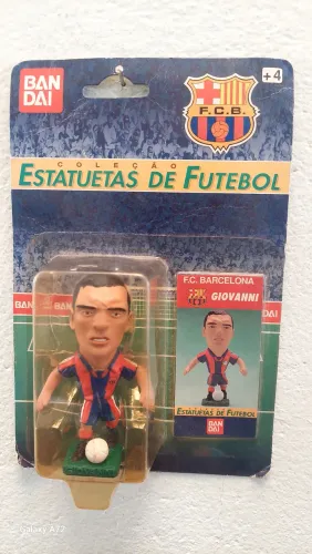 Mini Craque Giovanni Barcelona/Coleção Estatuetas de Futebol 1996