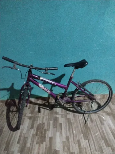 R$ 200,00 Bicicleta aro 24