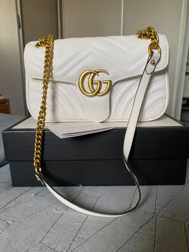 Bolsa Gucci Marmont GG tamanho médio