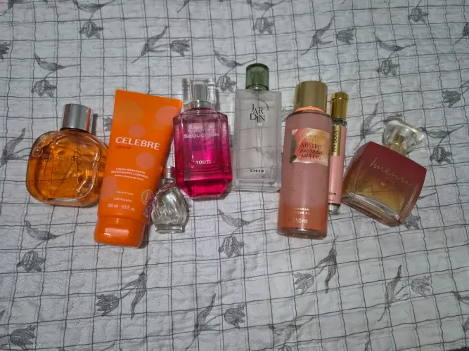 Perfumes diversos (Victoria's Secret, Boticário, Europa etc)