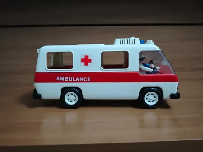 PLAYMOBIL AMBULANCIA ANTIGO ANOS 70 RARO