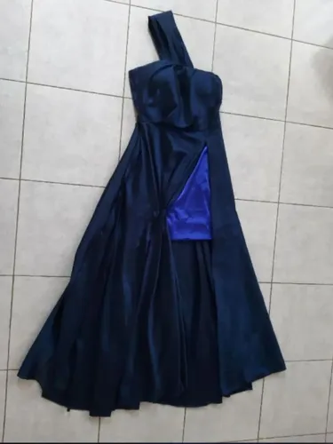 vestido de festa azul longo curto alça única