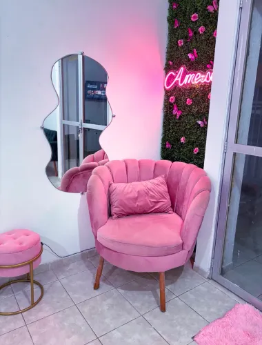 Poltrona rosa
