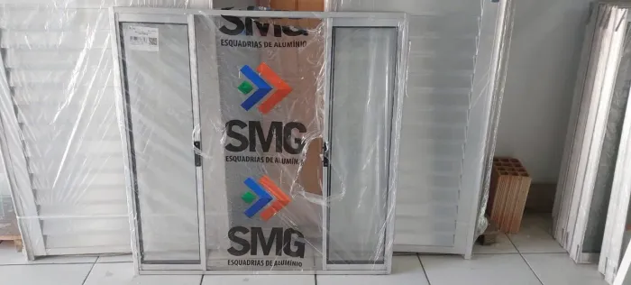 PROMOÇÃO Janela alumínio 1.00x1.00 nova 4 folhas R$ 210,00