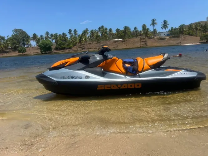 Sea-Doo GTI 170 com 72 horas