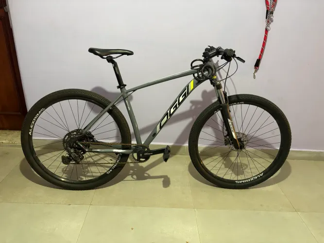 Bicicleta Oggi Big Wheel 7.0 2025
