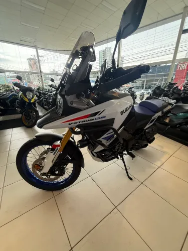 ? A V-STROM 1050DE MAIS NOVA DO BRASIL PODE SER SUA! ?
