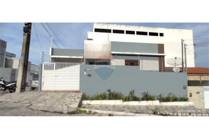 CASA A VENDA NO BAIRRO NOVO - GUARABIRA/PB