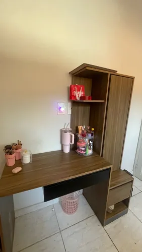 Escrivaninha / Penteadeira