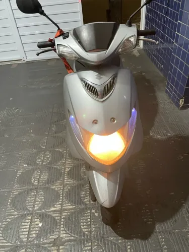 Suzuki Burgman 400 2008