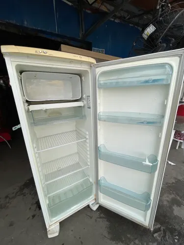 Geladeira Electrolux 