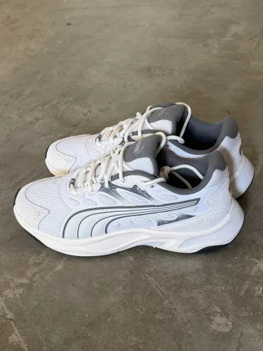 Tênis Puma Insphere