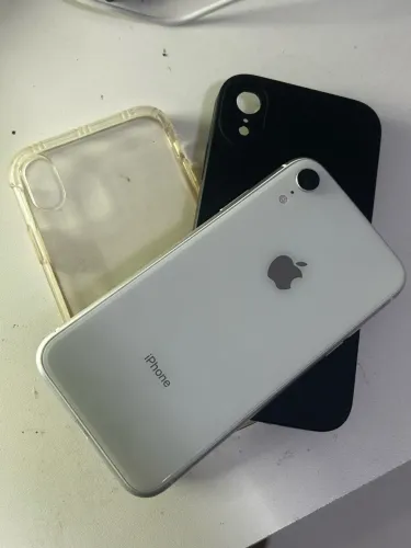 IPHONE XR BRANCO