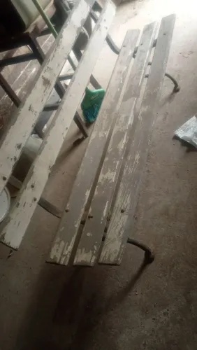 Vendo banco de jardim