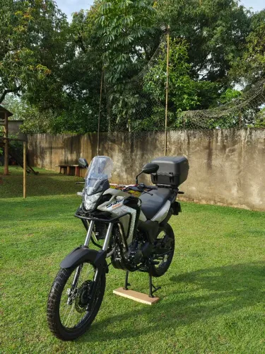 Honda Sahara 300 Adventure ABS