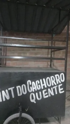Vende se carrinho de lanche, acompanha com uma batatera implantada !