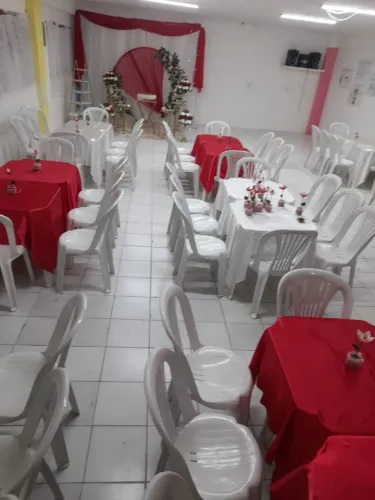 Mesas e cadeiras para alugar $13,00