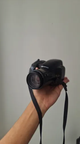 Vendo câmera profissional  2 dlx quartzito olympus