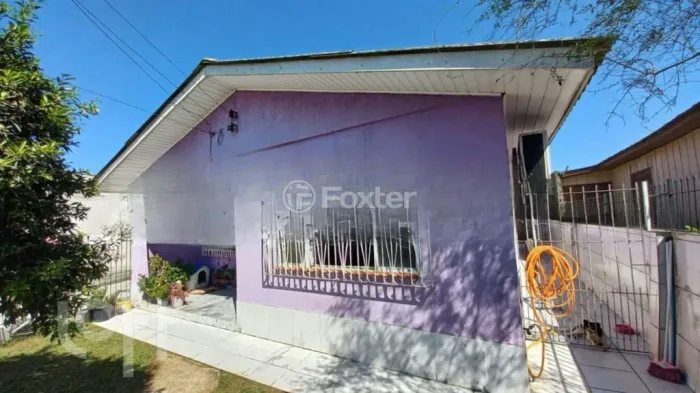 Casa à venda Rua Lauro Müller, Nossa Chácara - Gravataí