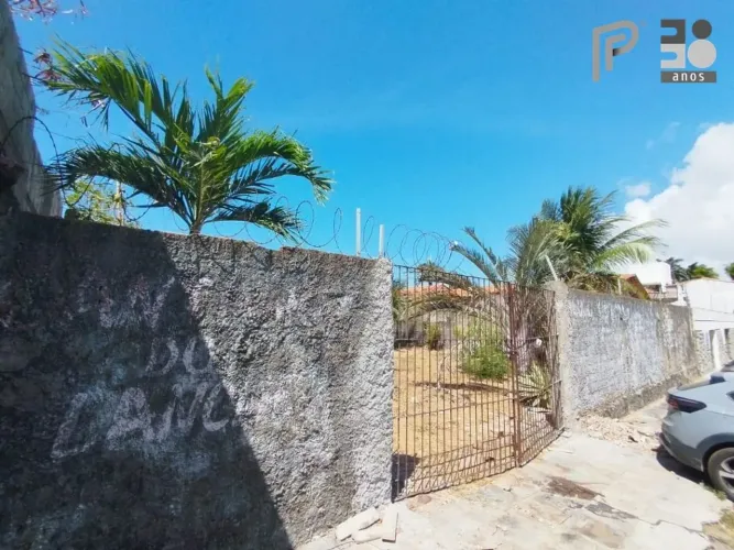 Terreno em Ótima localização, no Bairro Calhau.