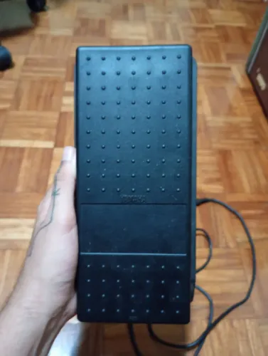 Pedal de expressão Yamaha FC-7