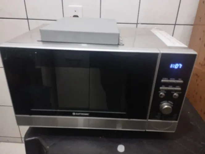 Microondas e grill novo