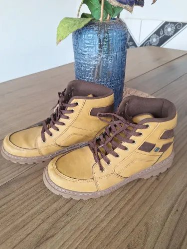 Bota Coturno