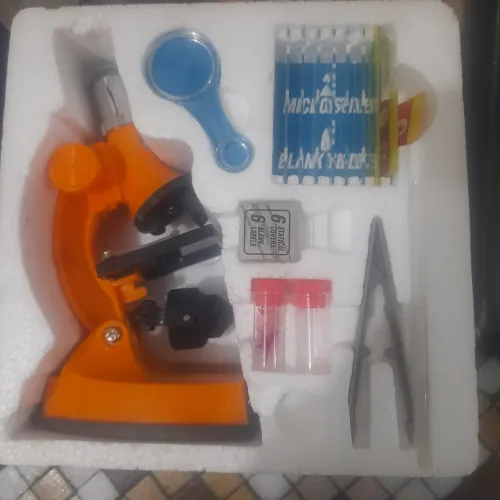 Kit microscópio infantil 