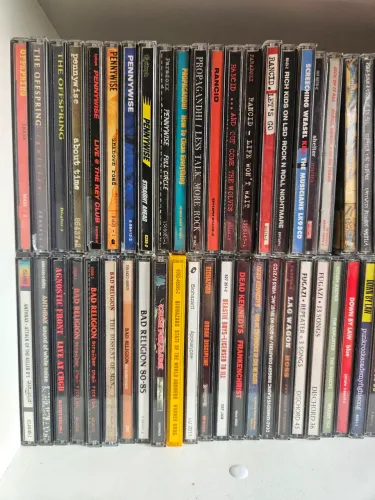 Cds hardcore, punk, metal, rock importados (leia)