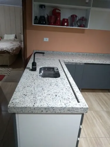 Mármores e granitos nascinal e importados